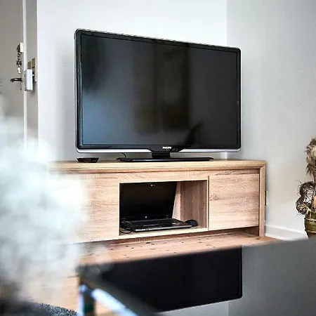 Apartment Ii *